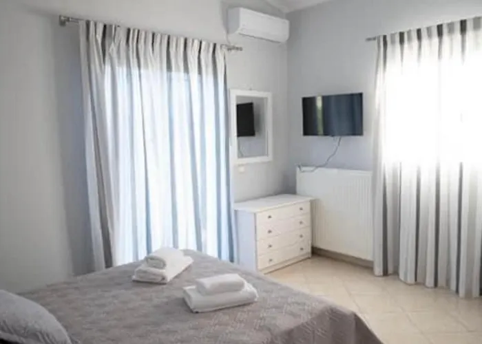 Elenas * Kastro-Kyllini